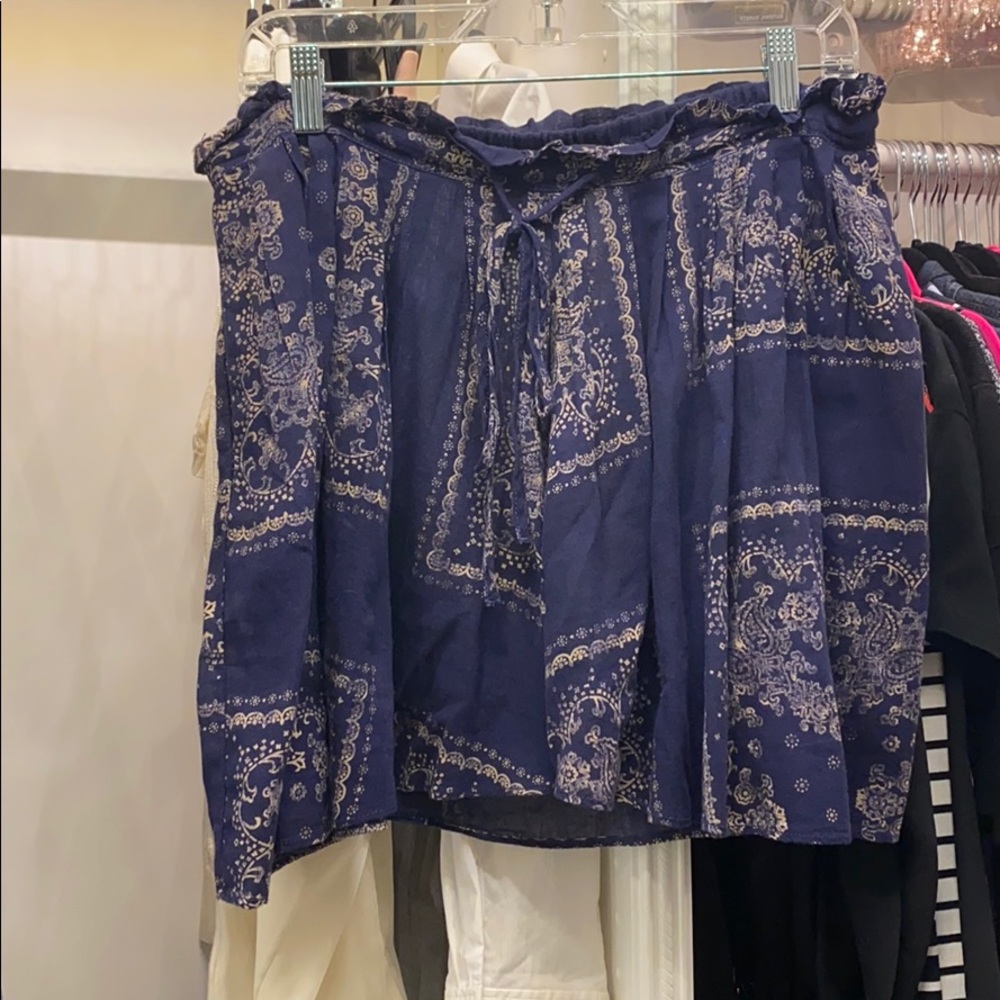 Flirty summer ‘handkerchief’ skirt